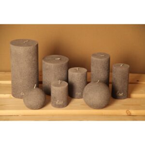 Bougie de table de haute qualité, de forme cylindrique - Modèle Velours, teinte gris "souris" - Luz Your Senses®