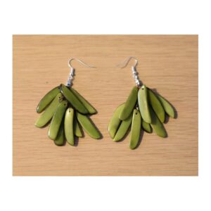 Boucles d'oreilles "Flamme" Vertes - Création et réalisation artisanale en ivoire végétal (corozo)