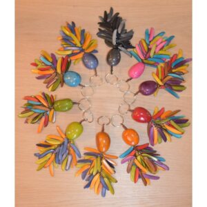 Bijou de sac à main à tonalité dominante corail - Création et réalisation artisanale en ivoire végétal (corozo)