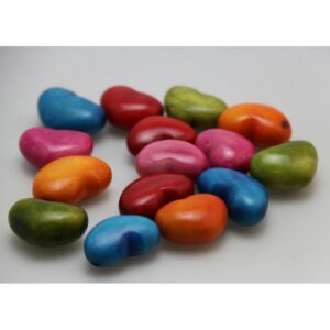 Coeur Pistache - Création et réalisation artisanale en ivoire végétal (corozo)