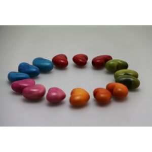 Coeur Pistache - Création et réalisation artisanale en ivoire végétal (corozo)